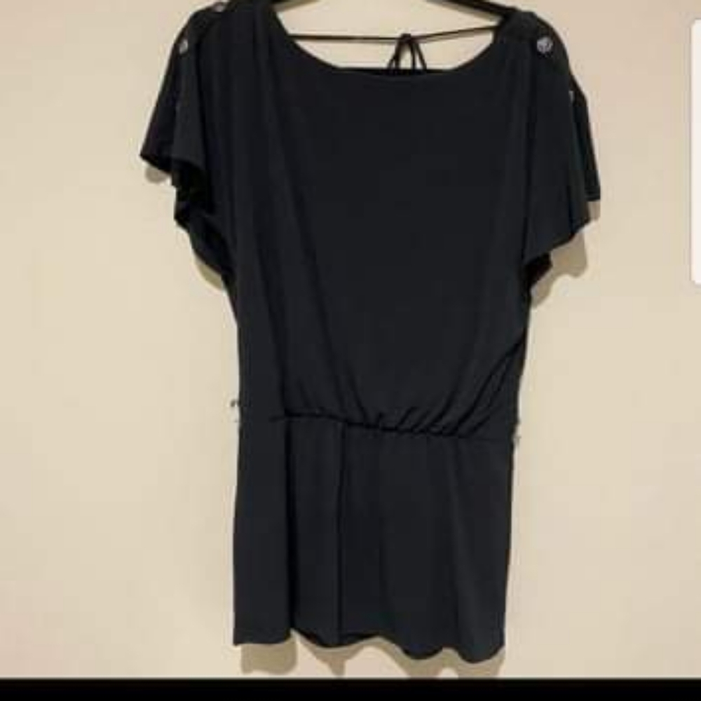 Tunic Flutter Sleeve Blouse - Picture 6 of 7